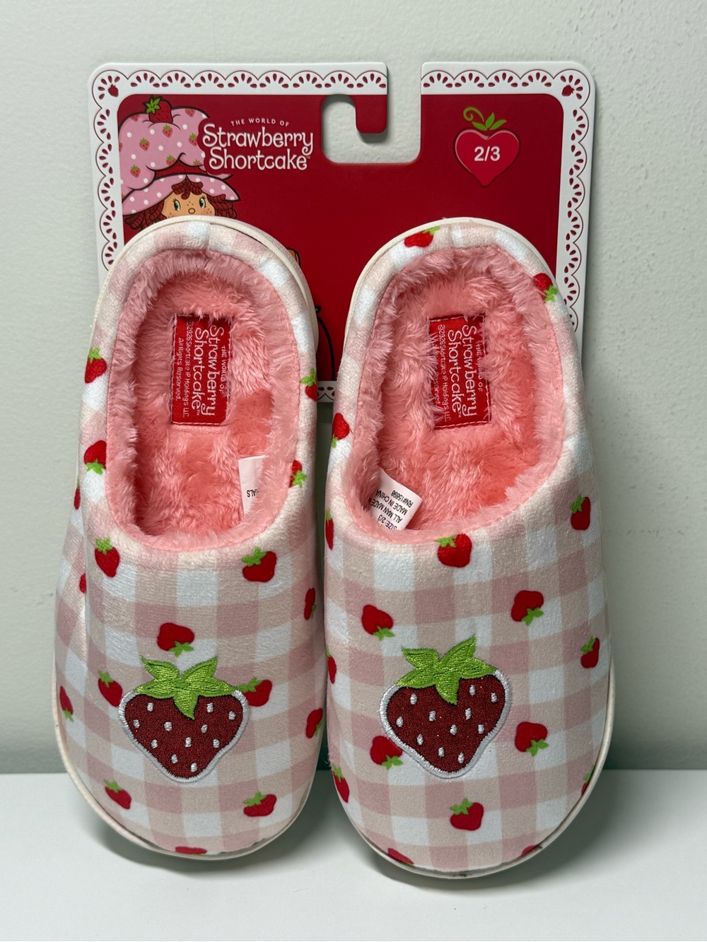 Strawberry Shortcake Kids Fuzzy Slippers Pink Plaid Size 2/3